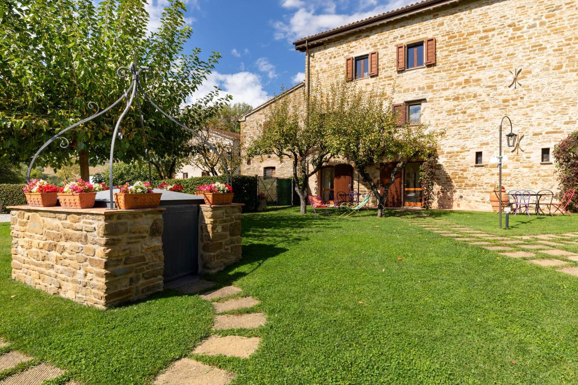 Agriturismo I Gelsi Di Santa Cristina Gubbio Exteriér fotografie
