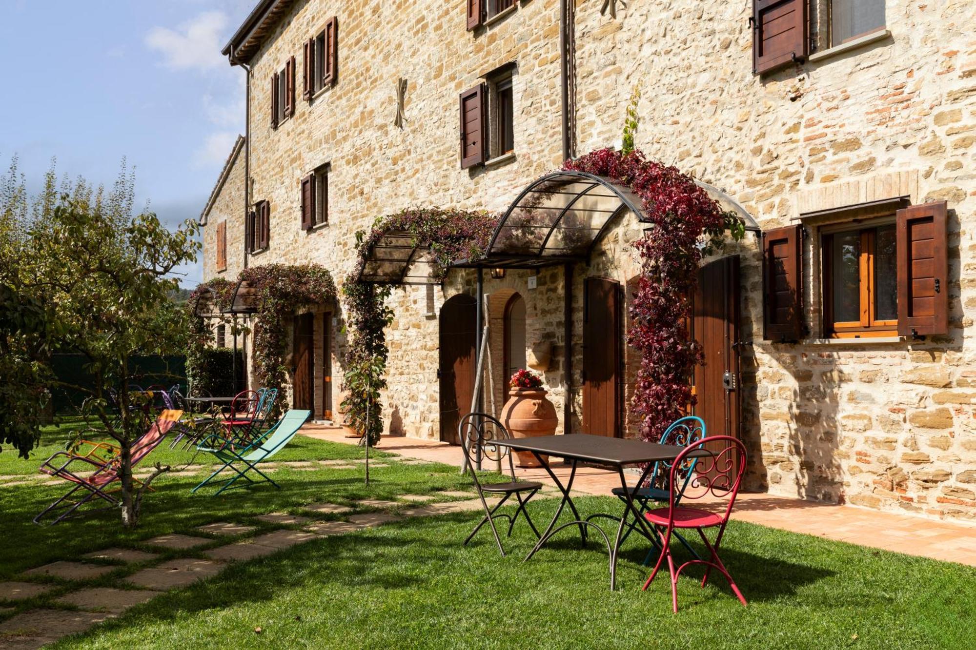 Agriturismo I Gelsi Di Santa Cristina Gubbio Exteriér fotografie