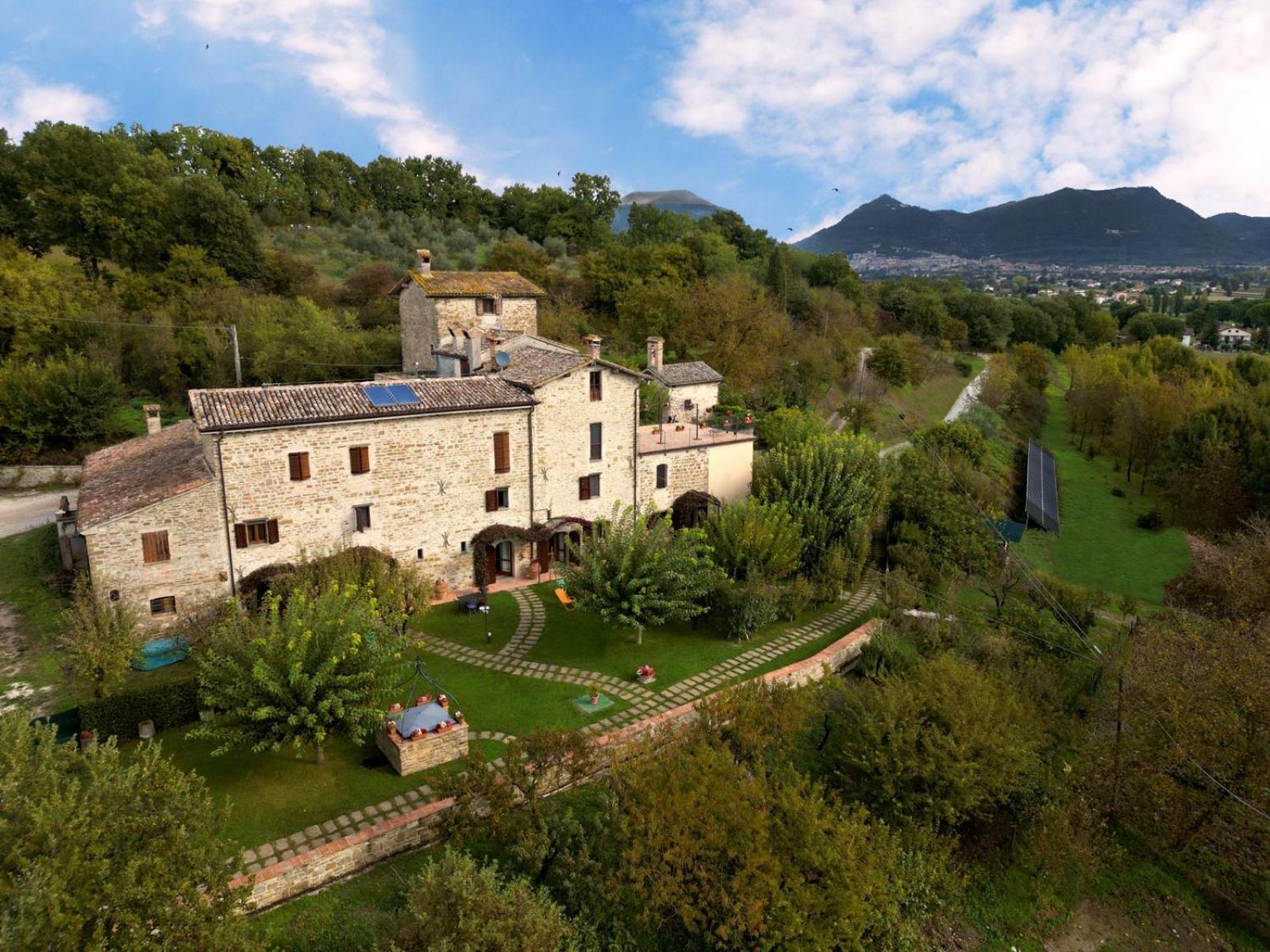 Agriturismo I Gelsi Di Santa Cristina Gubbio Exteriér fotografie